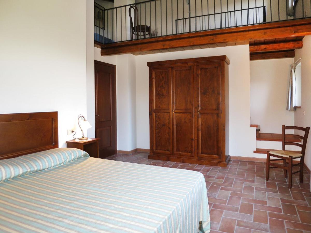 Apartment La Corte Bricca - Bilo C By Interhome Castana  Kültér fotó