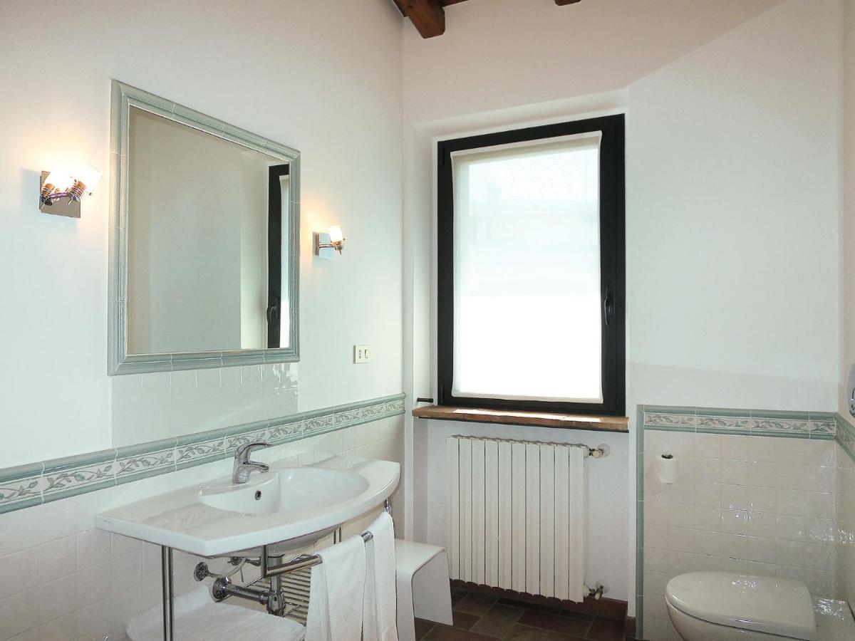 Apartment La Corte Bricca - Bilo C By Interhome Castana  Kültér fotó